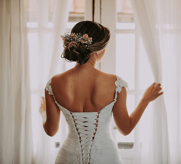 BRIDAL HAIR AND MAKE UP
